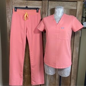 Figs Hot Coral Scrub Set‎ size XXS